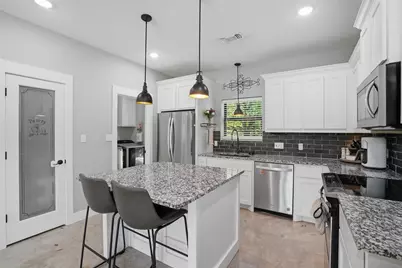 512 W Locust Street, Whitewright, TX 75491 - Photo 6