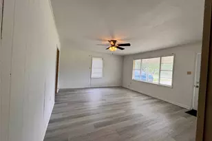 512 S Colorado St, Whitney, TX 76692 - Photo 6