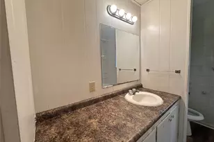 512 S Colorado St, Whitney, TX 76692 - Photo 8