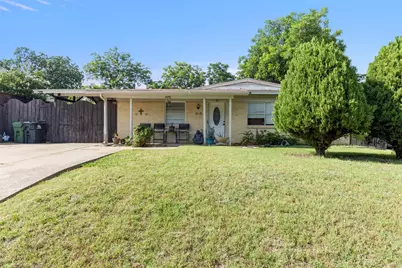 2211 Cloverdale Street, Arlington, TX 76010 - Photo 6