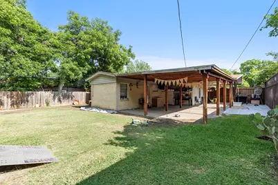 2211 Cloverdale Street, Arlington, TX 76010 - Photo 2