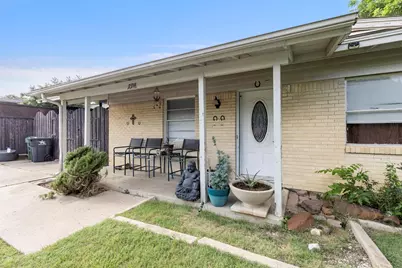 2211 Cloverdale Street, Arlington, TX 76010 - Photo 20