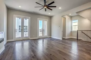 2527 Carolwood Ln, Dallas, TX 75212 - Photo 10