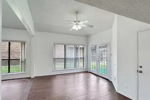 1638 Kingspoint Dr, Carrollton, TX 75007 - Photo 8