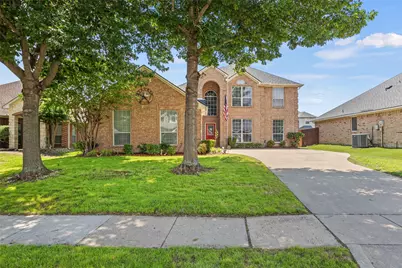 2715 Forest Lake Drive, Grand Prairie, TX 75052 - Photo 1