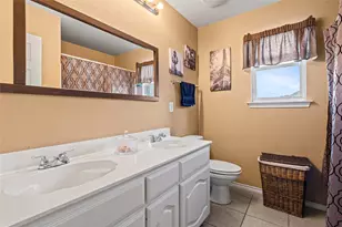 2715 Forest Lake Dr, Grand Prairie, TX 75052 - Photo 22