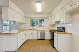 7205 Southridge Trail, Fort Worth, TX 76133 - Photo 8