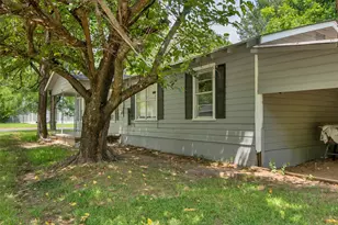 1477 W Austin St, Paris, TX 75460 - Photo 12