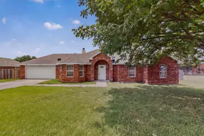 2509 Gerry Way Street, Lancaster, TX 75134 - Photo 32