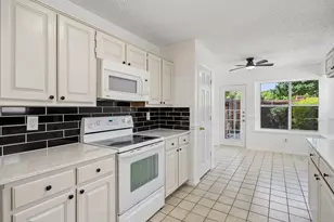 537 Raintree Cir, Coppell, TX 75019 - Photo 8