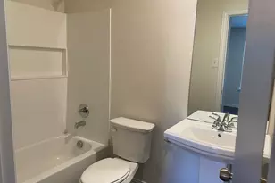 2203 Henry St, Greenville, TX 75401 - Photo 14