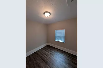 105 Dupont Circle, Fort Worth, TX 76134 - Photo 12