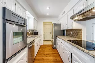 9610 Livenshire Dr, Dallas, TX 75238 - Photo 10