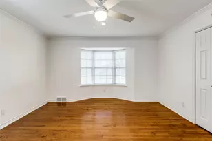 9610 Livenshire Dr, Dallas, TX 75238 - Photo 16