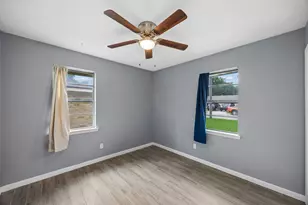 801 Broadway Ave, Euless, TX 76040 - Photo 20
