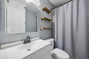 801 Broadway Ave, Euless, TX 76040 - Photo 14