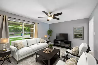 801 Broadway Avenue, Euless, TX 76040 - Photo 4