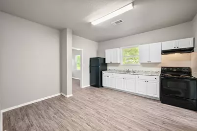 517 S 3rd Street, Corsicana, TX 75110 - Photo 14