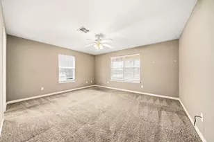 560 Meadow Ln, Crawford, TX 76638 - Photo 26