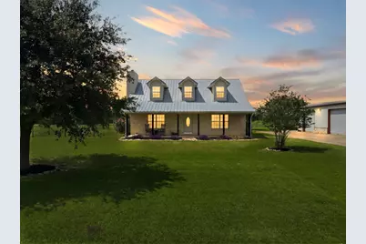 560 Meadow Lane, Crawford, TX 76638 - Photo 2
