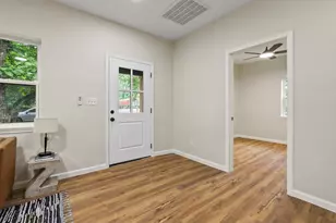 207 Pecan St, Whitesboro, TX 76273 - Photo 8