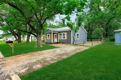 207 Pecan Street, Whitesboro, TX 76273 - Photo 4