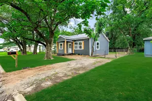 207 Pecan St, Whitesboro, TX 76273 - Photo 4