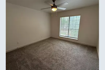 230 E 5th Street #303, Dallas, TX 75203 - Photo 12