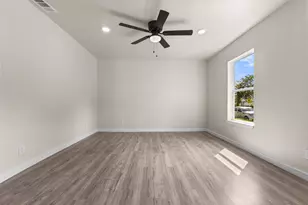 4318 Jamaica St, Dallas, TX 75210 - Photo 6