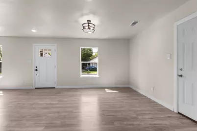 4318 Jamaica Street, Dallas, TX 75210 - Photo 12