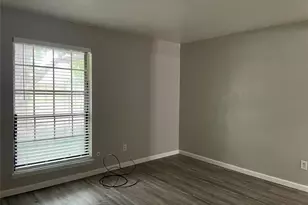 13722 Flagstone Ln, Dallas, TX 75240 - Photo 6