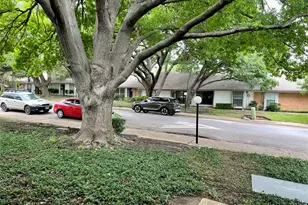 13722 Flagstone Ln, Dallas, TX 75240 - Photo 2