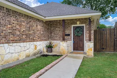 1239 E Woodin Boulevard, Dallas, TX 75216 - Photo 2