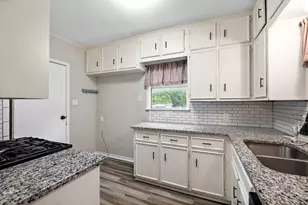 103 Havner St, Corsicana, TX 75110 - Photo 6