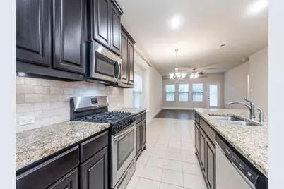 710 Teakwood Drive, Greenville, TX 75402 - Photo 8