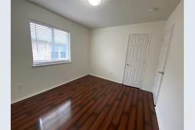 5534 Mandarin Way, Dallas, TX 75249 - Photo 32