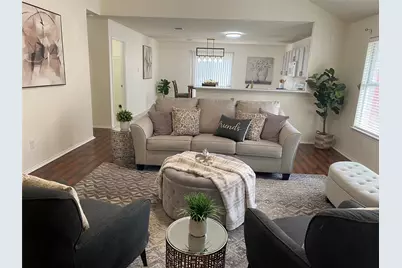 5534 Mandarin Way, Dallas, TX 75249 - Photo 2