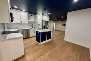 2021 Lexington Pl, Bedford, TX 76022 - Photo 4