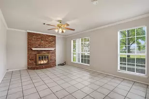 1037 Monarch Dr, Lewisville, TX 75067 - Photo 12