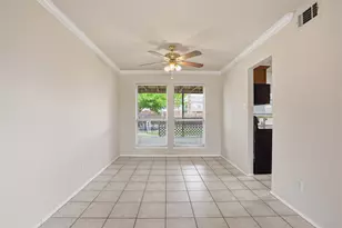 1037 Monarch Dr, Lewisville, TX 75067 - Photo 6