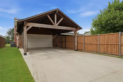 1037 Monarch Drive, Lewisville, TX 75067 - Photo 32