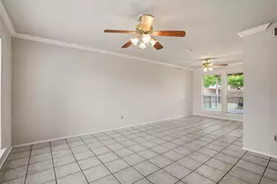 1037 Monarch Dr, Lewisville, TX 75067 - Photo 4
