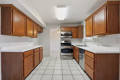 1037 Monarch Drive, Lewisville, TX 75067 - Photo 8