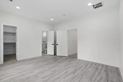518 Royal Avenue, Grand Prairie, TX 75051 - Photo 20
