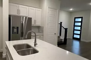 1919 Diyaa Ct, Farmers Branch, TX 75234 - Photo 4