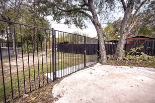 1315 Whitley Dr, Dallas, TX 75217 - Photo 38
