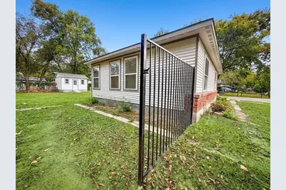 1315 Whitley Drive, Dallas, TX 75217 - Photo 4