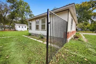 1315 Whitley Dr, Dallas, TX 75217 - Photo 4