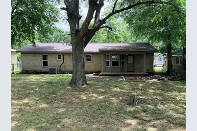 542 W Wilson Street, Cleburne, TX 76033 - Photo 14