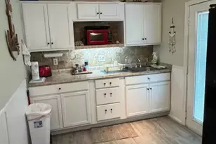 804 W Madison Ave, Port O Connor, TX 77982 - Photo 6